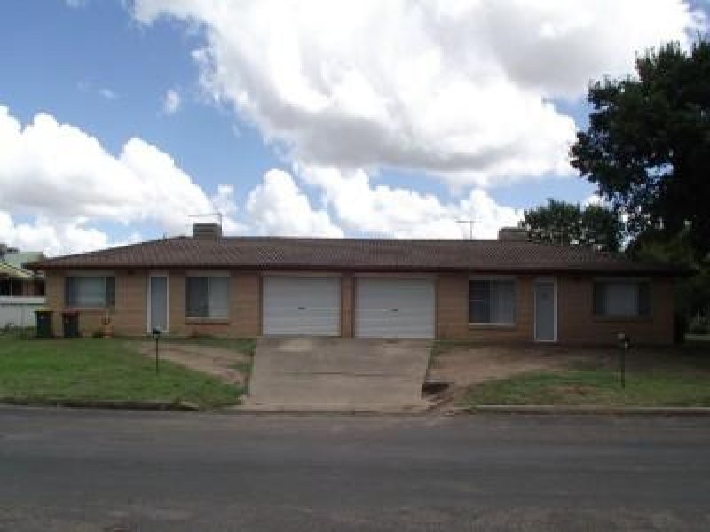 2 Bowe Street, Moree NSW 2400