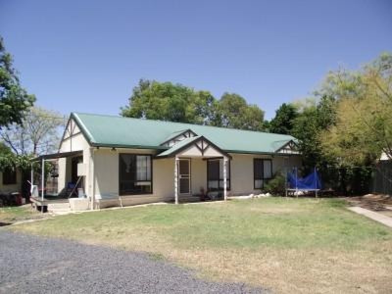 63 Jacaranda Drive, Moree NSW 2400