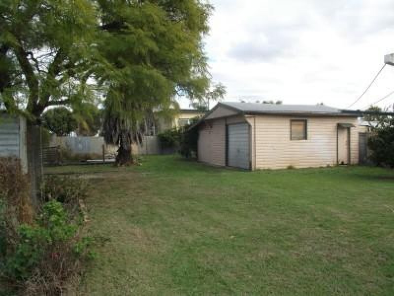 73 Dover Street, Moree NSW 2400