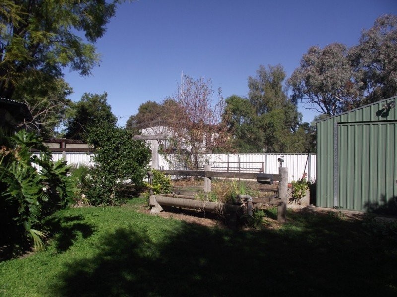 8 Drummond Street, Moree NSW 2400