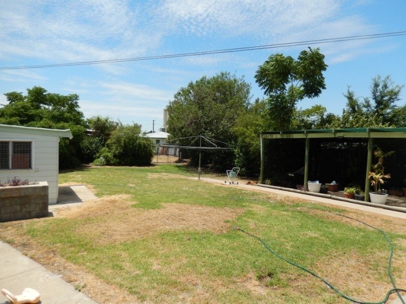 60 Dover Street, Moree NSW 2400