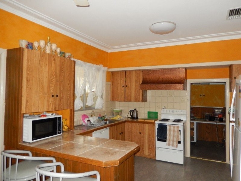 60 Dover Street, Moree NSW 2400