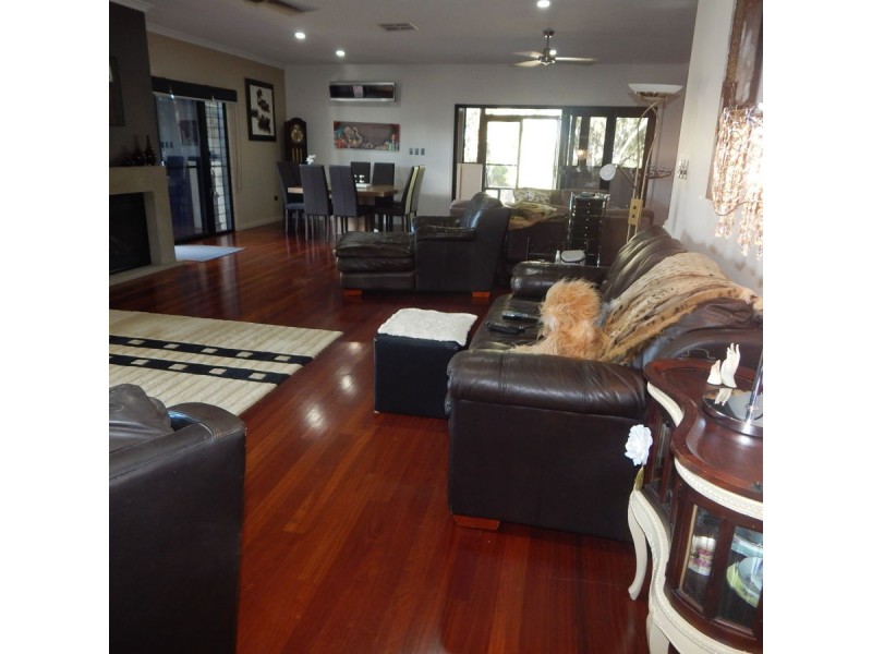 52 Kamilaroi Drive, Moree NSW 2400