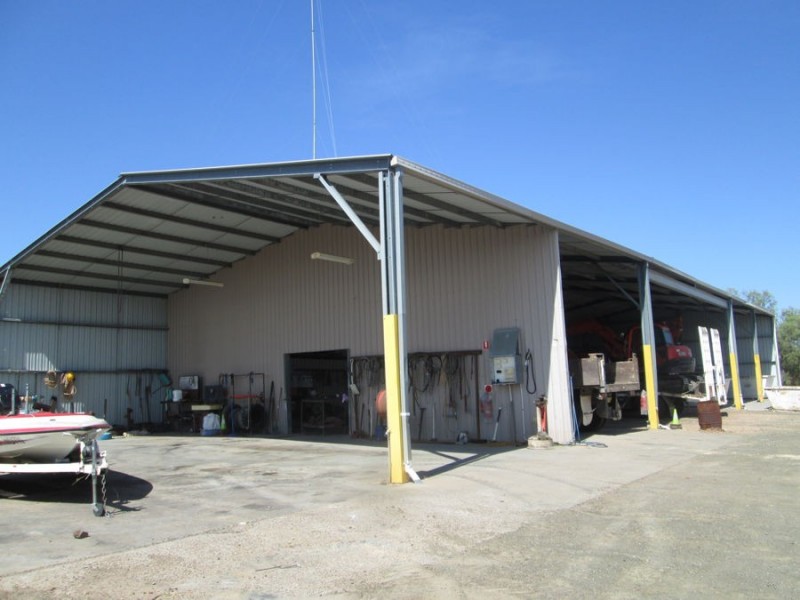 2 Bullus Drive, Moree NSW 2400