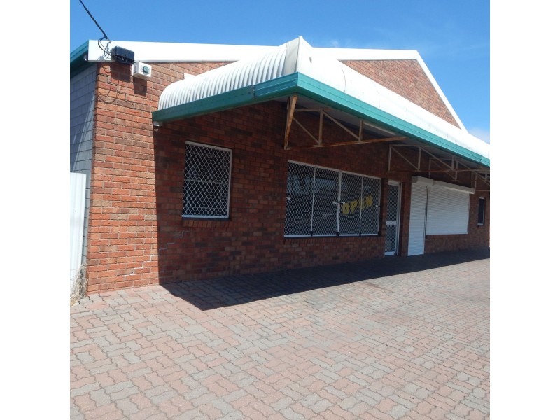 1 & 2/326 Frome Street, Moree NSW 2400