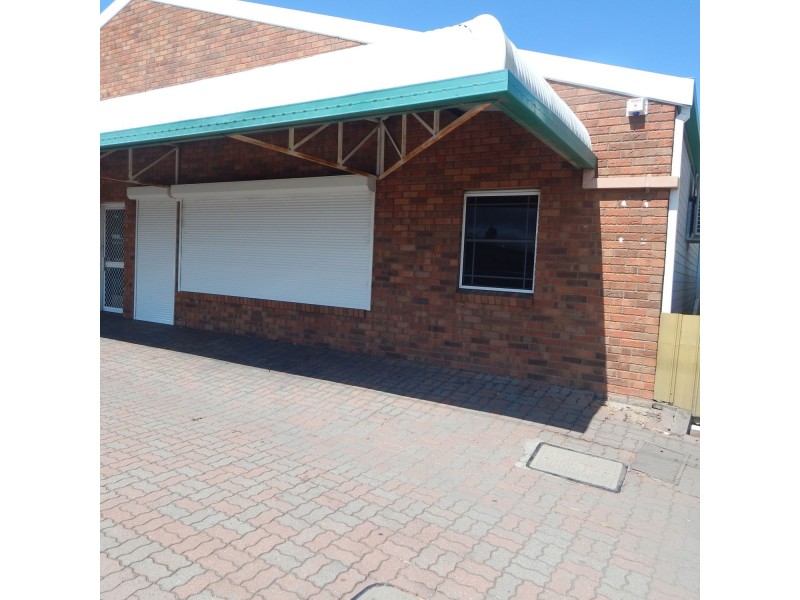 1 & 2/326 Frome Street, Moree NSW 2400