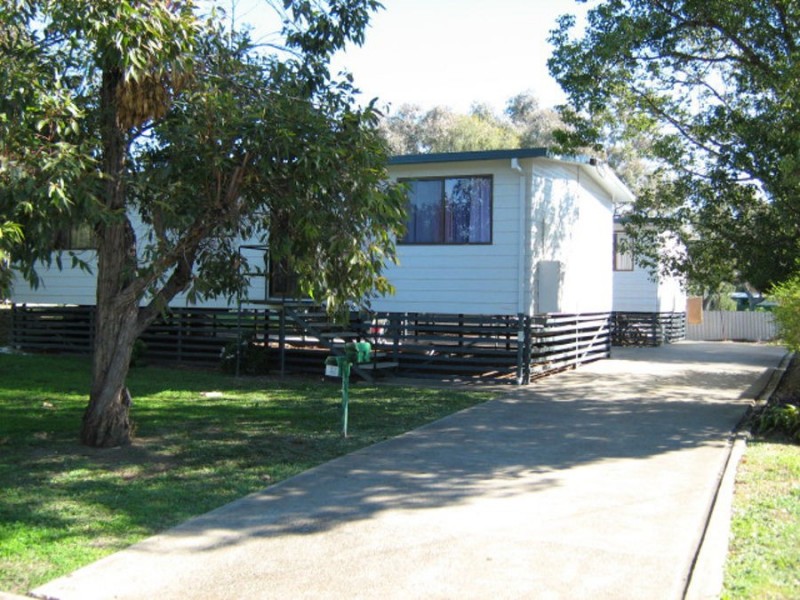 2/5 Condor Crescent, Moree NSW 2400