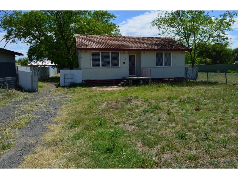 5 Grace Street, Moree NSW 2400