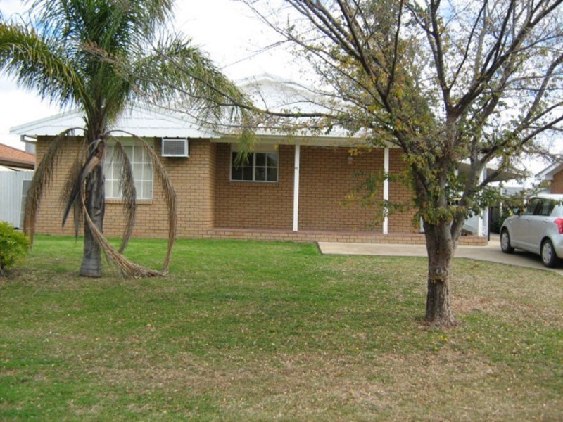 40 Jacaranda Drive, Moree NSW 2400