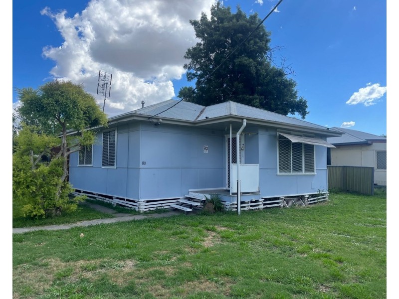 80 Adelaide Street, Moree NSW 2400