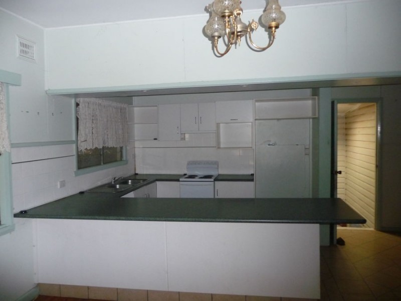 8 Anne Street, Moree NSW 2400