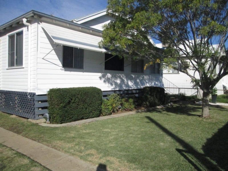 6 Edward Street, Moree NSW 2400