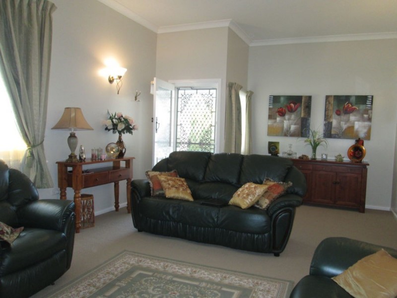 6 Edward Street, Moree NSW 2400