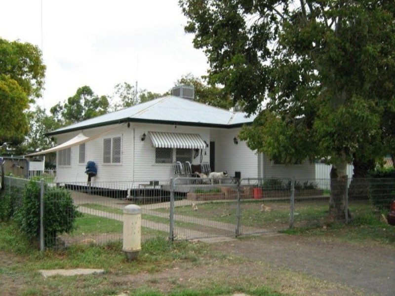 2 Adelaide Street, Moree NSW 2400