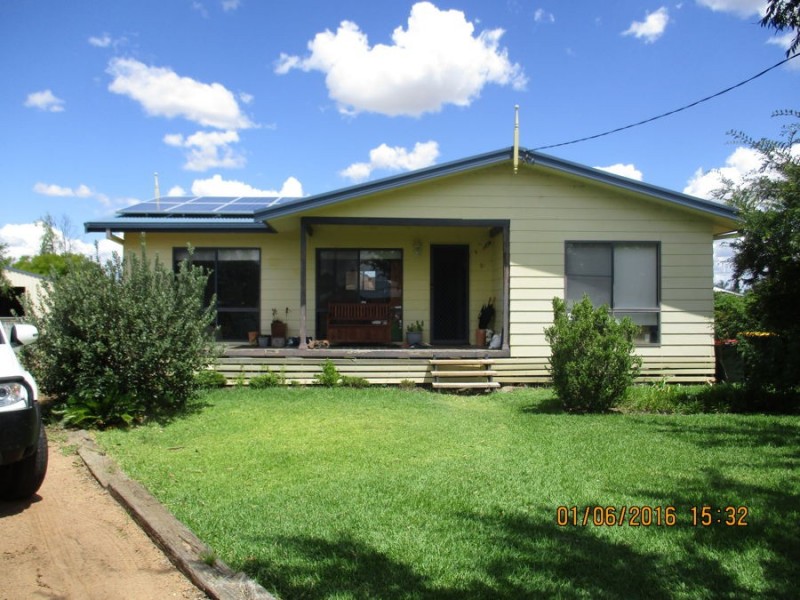 9 Seery Close, Moree NSW 2400