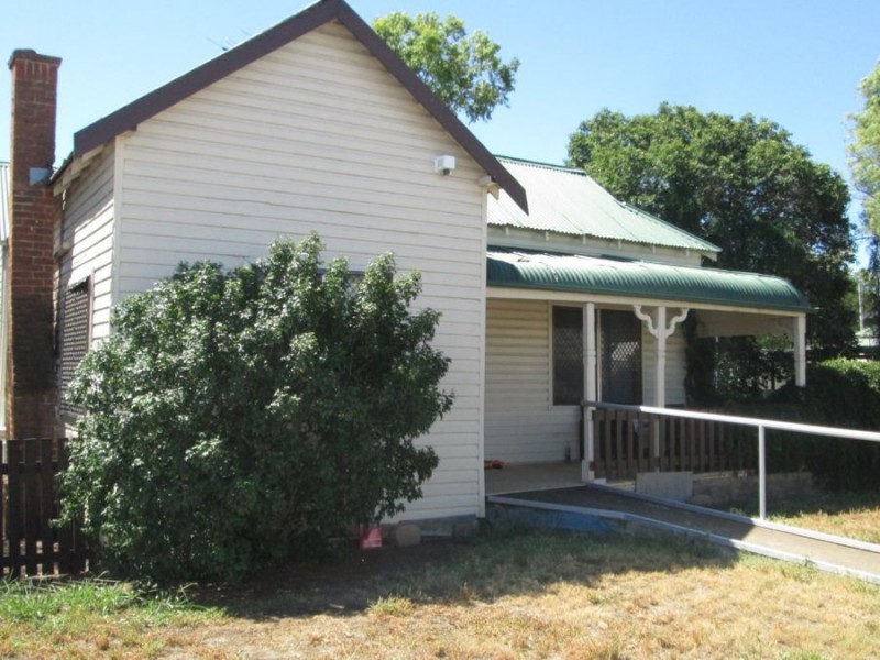 27 Gwydir Street, Moree NSW 2400