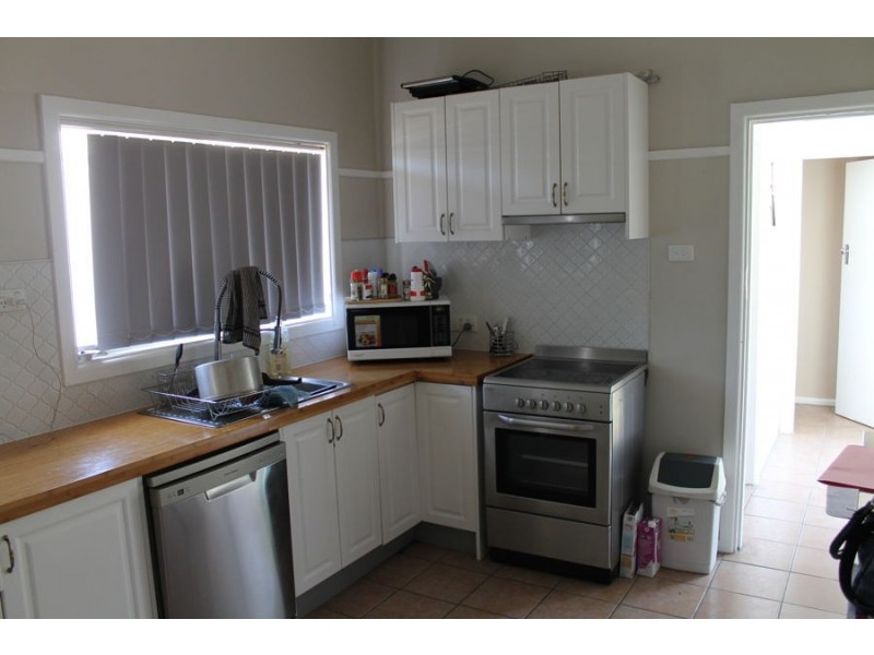 12 Belgravia Street, Moree NSW 2400