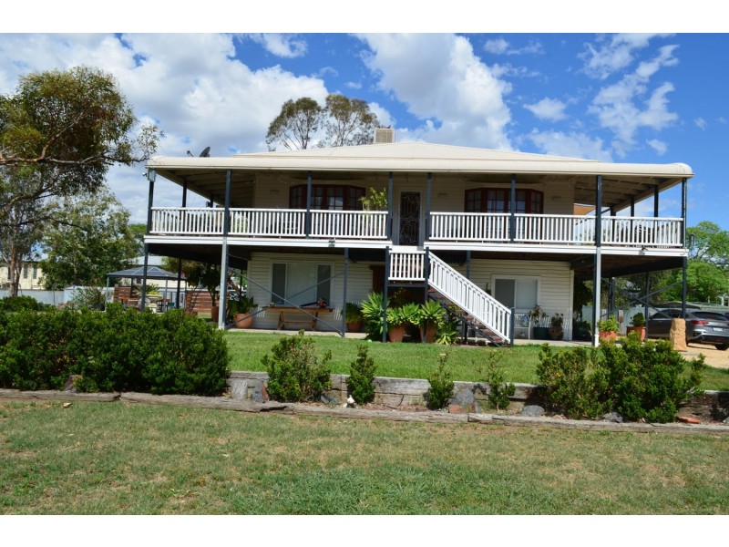 9 Lorna Rae Avenue, Moree NSW 2400