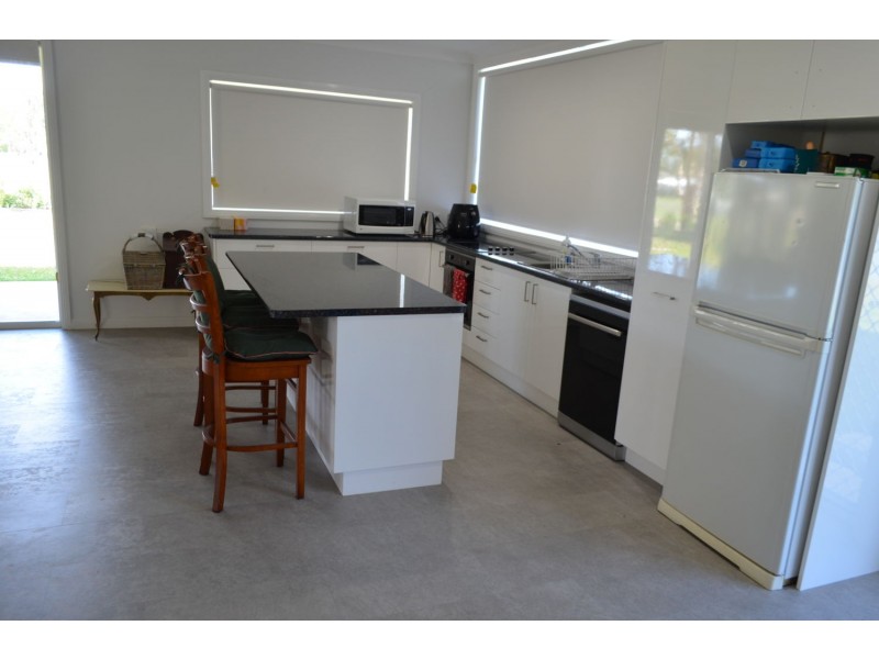 9 Lorna Rae Avenue, Moree NSW 2400