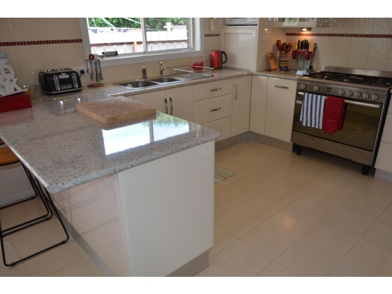 9 Cameron Place, Moree NSW 2400