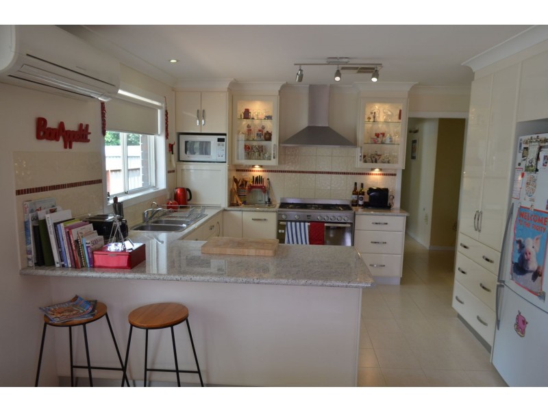 9 Cameron Place, Moree NSW 2400