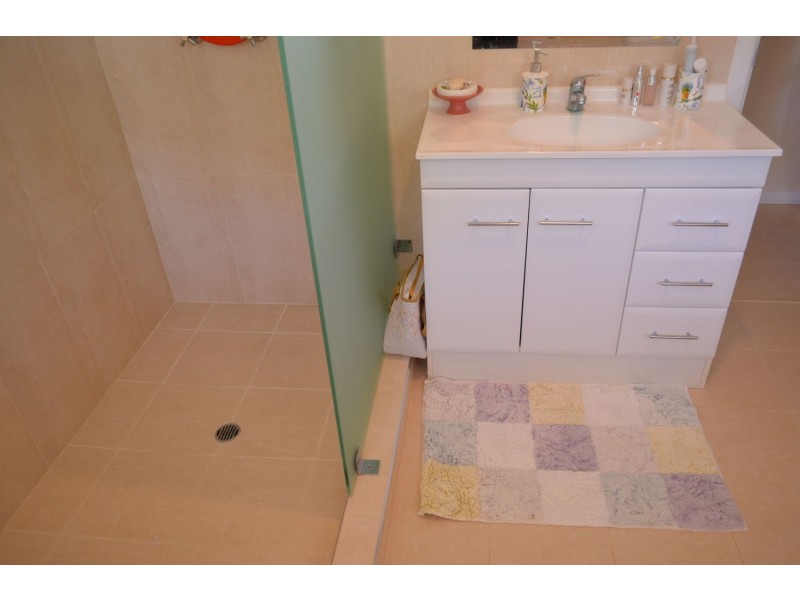 9 Cameron Place, Moree NSW 2400