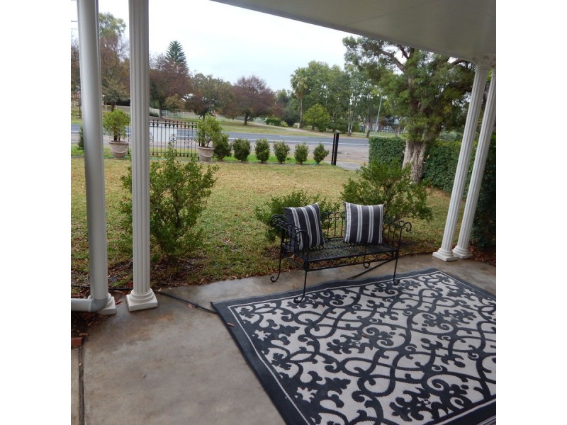 105 Greenbah Road, Moree NSW 2400