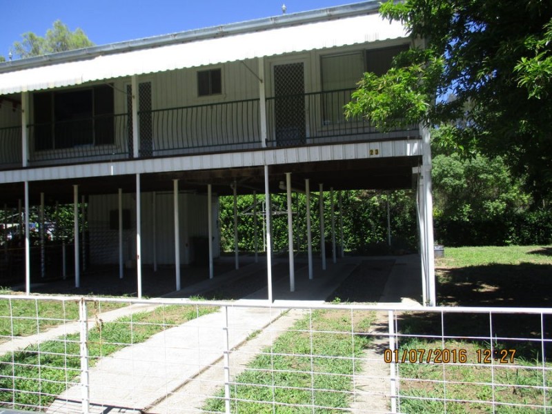 2/23 Condor Cresent, Moree NSW 2400