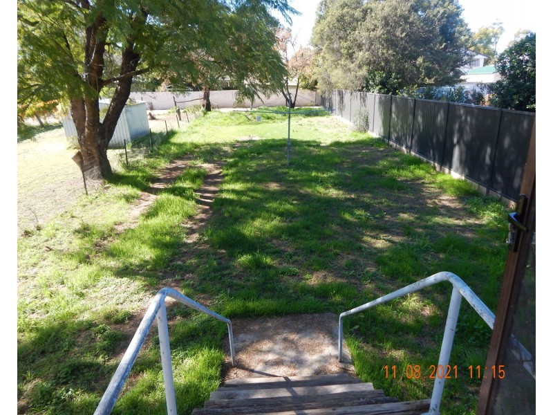 2/2 Belgravia Street, Moree NSW 2400