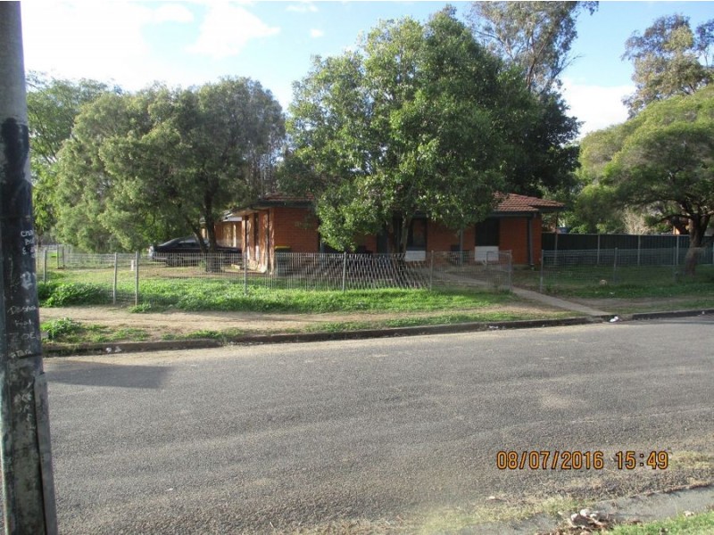 4 James Avenue, Moree NSW 2400