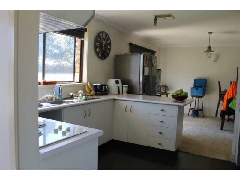 4 Julia Place, Moree NSW 2400