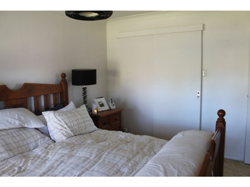 4 Julia Place, Moree NSW 2400