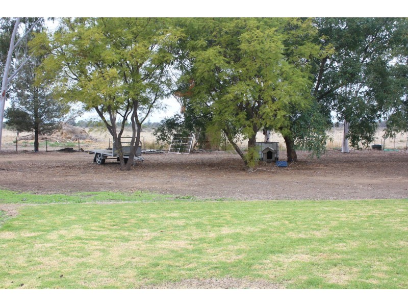 Yanola – 9 Belbowrie Road, Moree NSW 2400