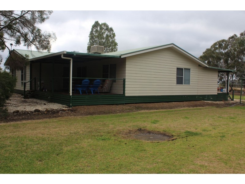 Yanola – 9 Belbowrie Road, Moree NSW 2400