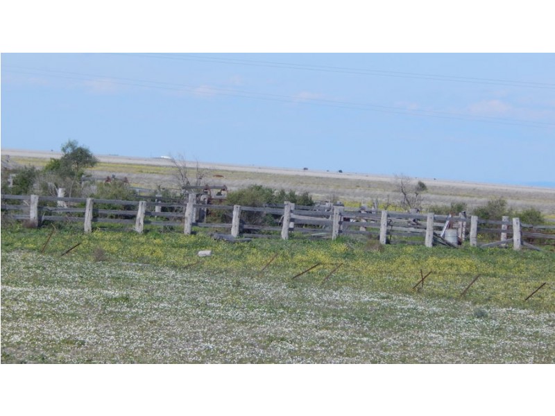 “Glendello”, Mallawa Road, Moree NSW 2400