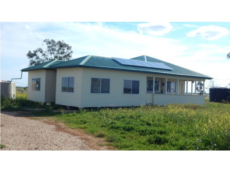 “Glendello”, Mallawa Road, Moree NSW 2400