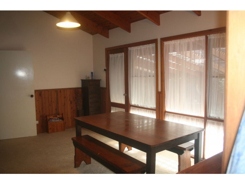 8 Myall Place, Moree NSW 2400