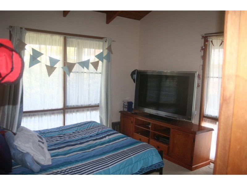 8 Myall Place, Moree NSW 2400