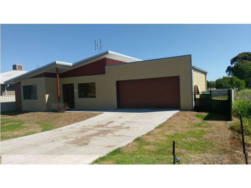 27 Bottlebrush Drive, Moree NSW 2400