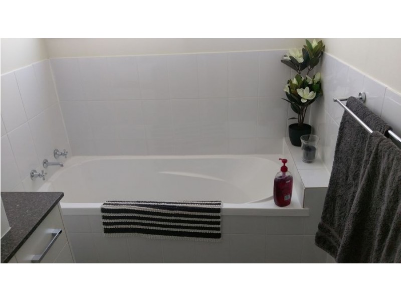 27 Bottlebrush Drive, Moree NSW 2400