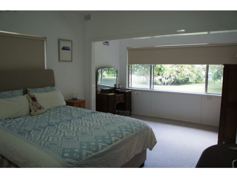 13 Tirzah Street, Moree NSW 2400