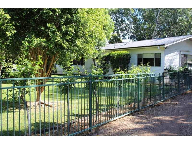 13 Tirzah Street, Moree NSW 2400