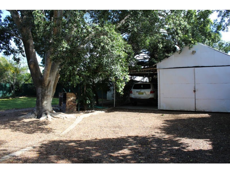 13 Tirzah Street, Moree NSW 2400