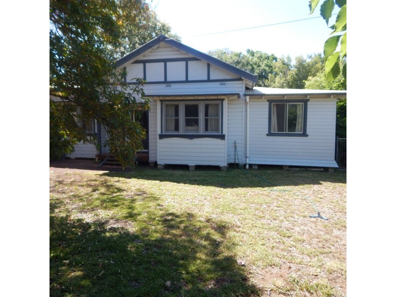 7 Boggabilla Road, Moree NSW 2400