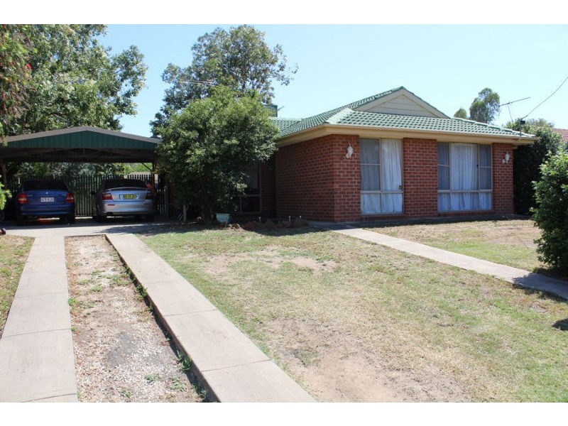 13 Blueberry Road, Moree NSW 2400