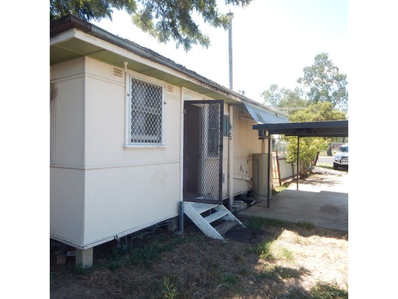80 Adelaide Street, Moree NSW 2400