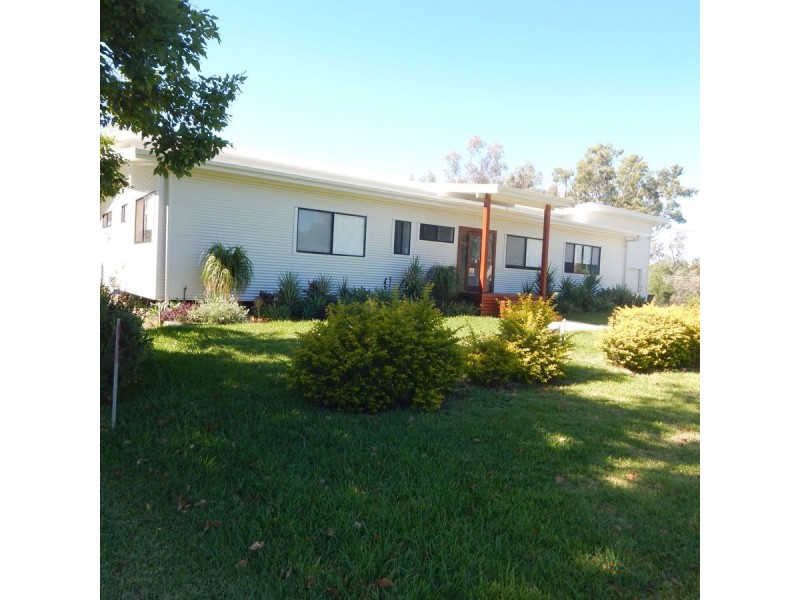 28 Boonery Road, Moree NSW 2400