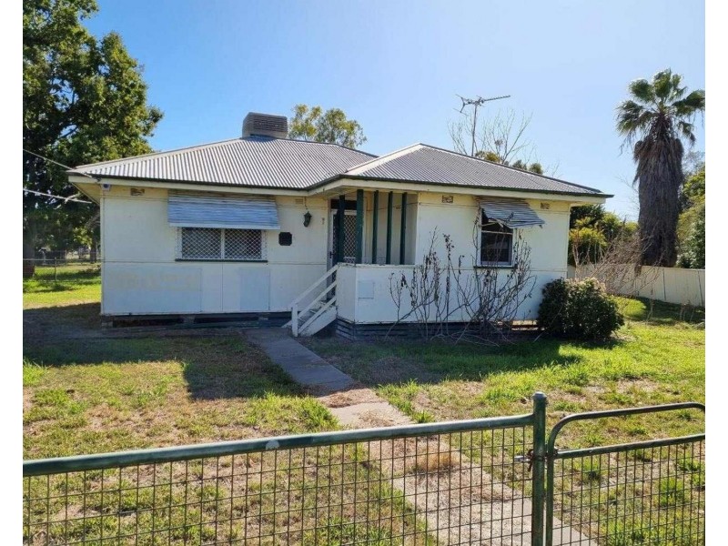 43 Adelaide Street, Moree NSW 2400