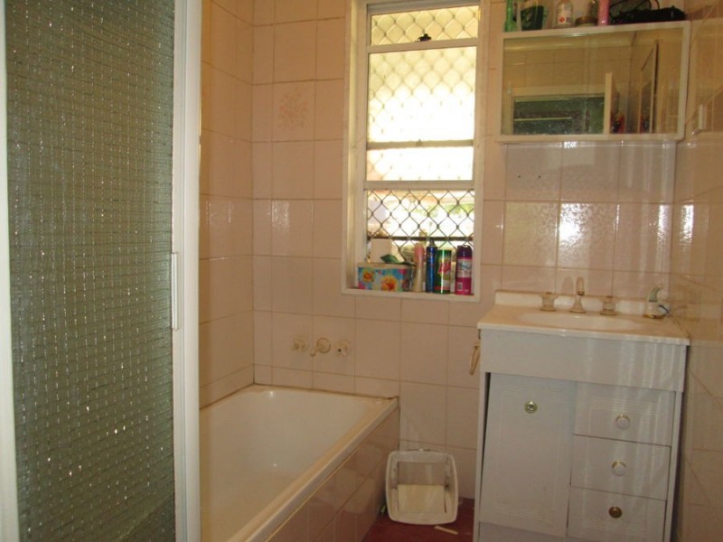 4 Barwon Avenue, Moree NSW 2400