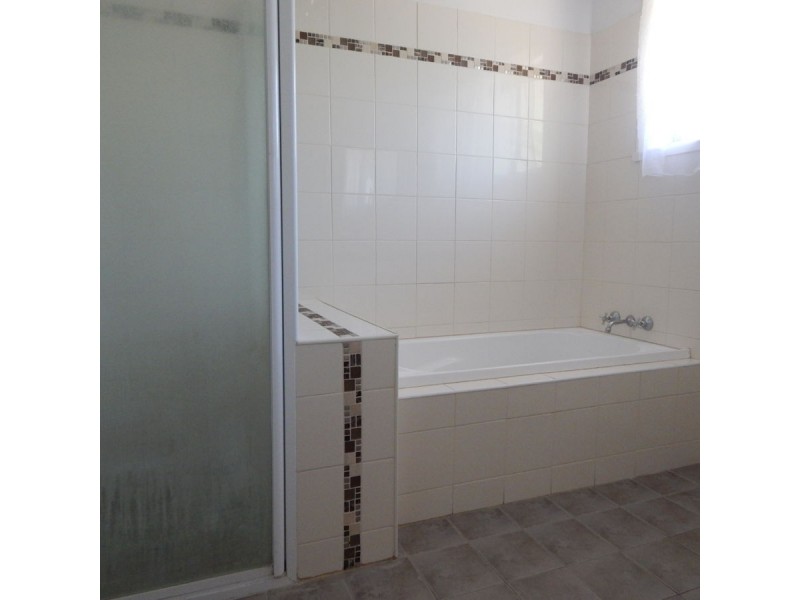 99 Greenbah Road, Moree NSW 2400